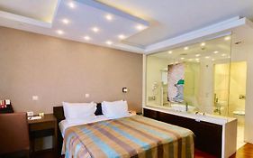 City Boutique Hotel
